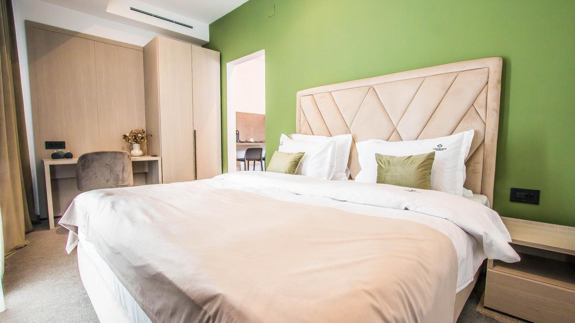 Central Carol Aparthotel 2 Bukares Bagian luar foto